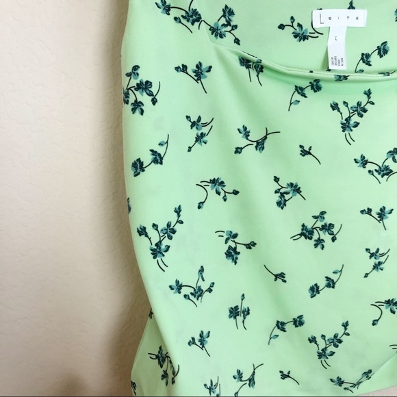 New Leith Women's Cropped Top Size L Sleeveless Square Neck Floral Print Green - Picture 4 of 9